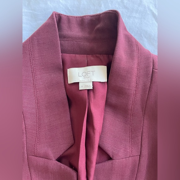 EUC Anne Taylor Loft Blazer - Picture 4 of 4